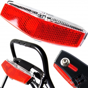 2K JY-553M LAMPKA TYŁ Z PODTRZYMANIEM NA PRĄDNICĘ BAGAŹNIK