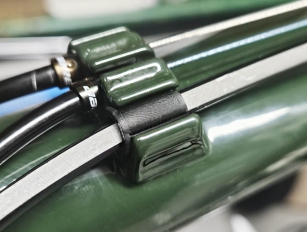 RCBIKE PA-106 PRZELOTKA UCHWYT BLOKADA PANCERZA DO RAMY