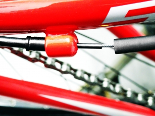 SHIMANO USZCZELNIONA KOŃCÓWKA PANCERZA PRZERZUTKI 4mm