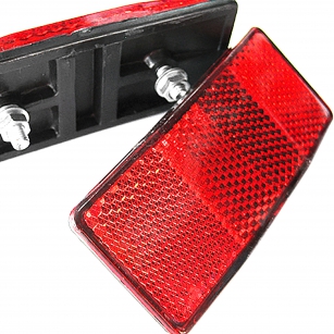 ODBLASK TYŁ NA BAGAŹNIK 50mm