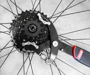 PROX 8861 KLUCZ W SZCZYPCACH BAT DO TRZYMANIA KASET