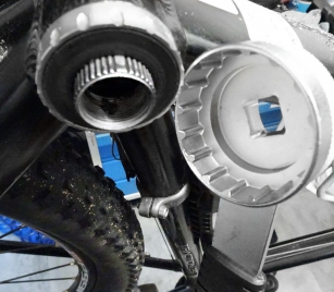 PROX RC-B929 KLUCZ Z RĄCZKĄ DO SUPORTU HOLLOWTECH II  i TARCZ CENTER LOCK