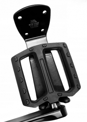 BIKE-HAND YC-28H WIESZAK NA ROWER ŚCIENNY ZA PEDAŁ