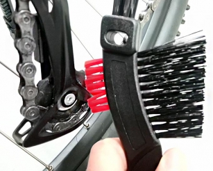 BIKE-HAND YC-790 SZCZOTKA DO CZYSZCZENIA KASET ŁAŃCUCHA